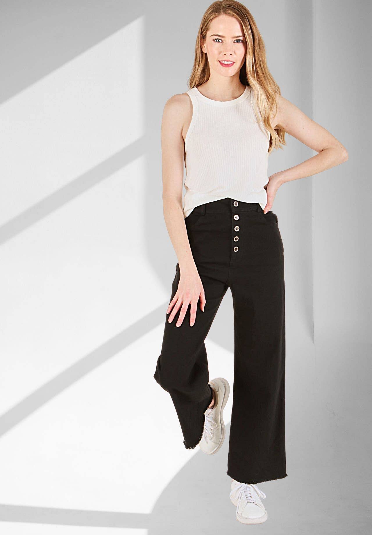 Stretchy Solid Button Pants/Jeans