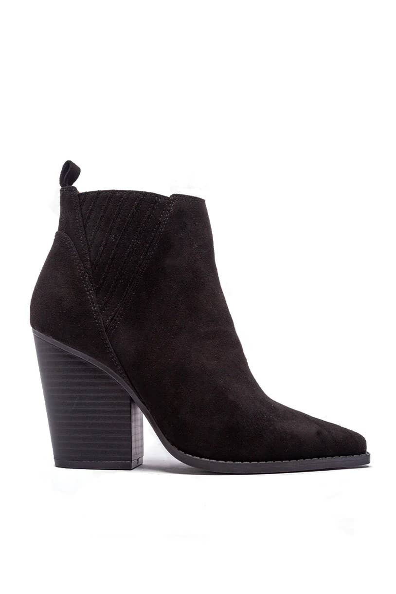 SLAY POINTED-TOE BLOCK-HEELED CHELSEA BOOTS