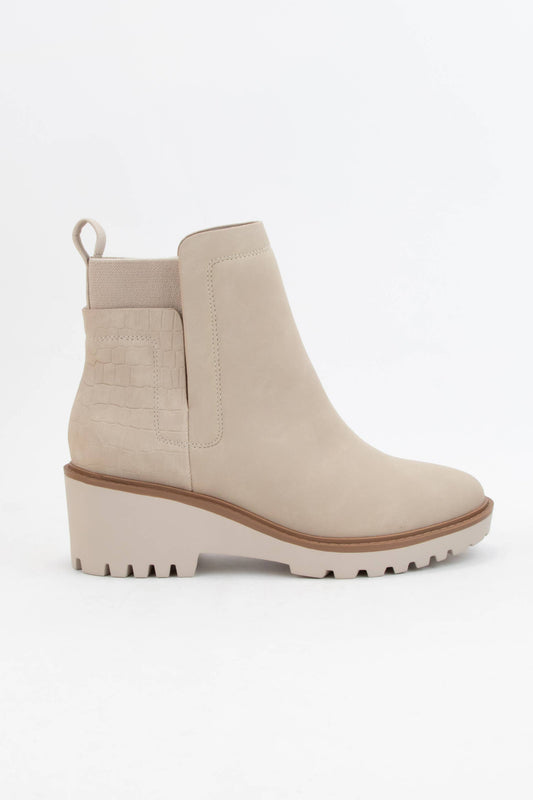 Chelsea Boots - Wedge Heeled