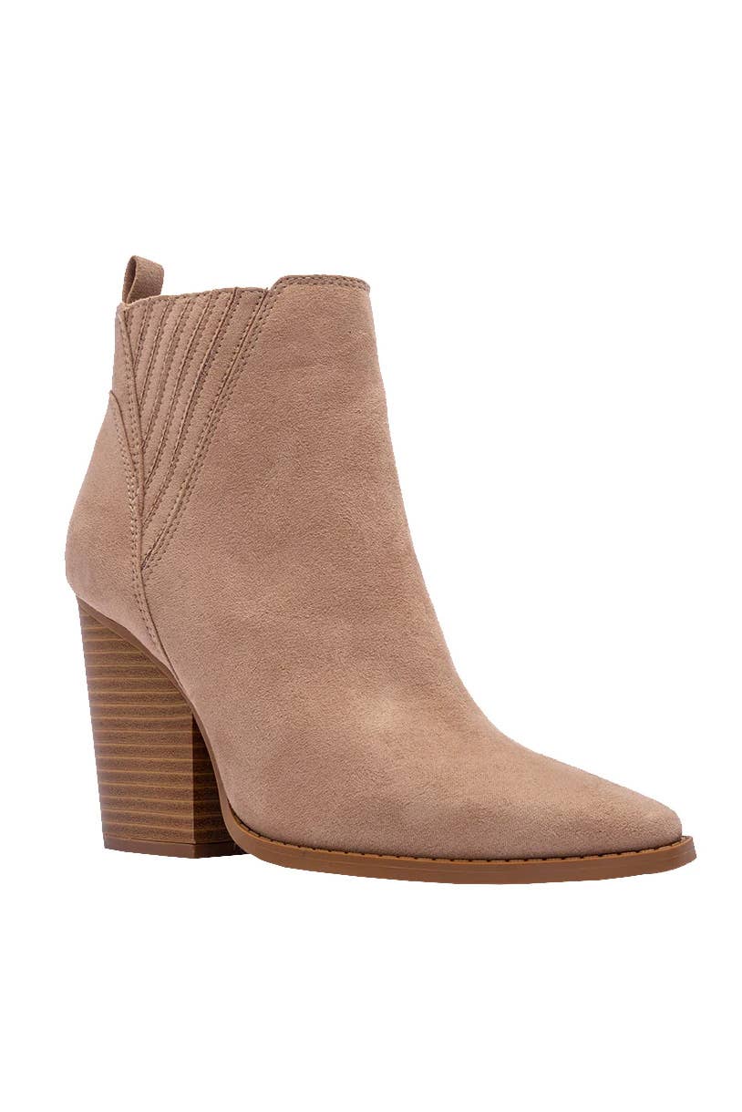 SLAY POINTED-TOE BLOCK-HEELED CHELSEA BOOTS